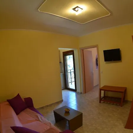 Lejlighedshotel Glikadi 2*